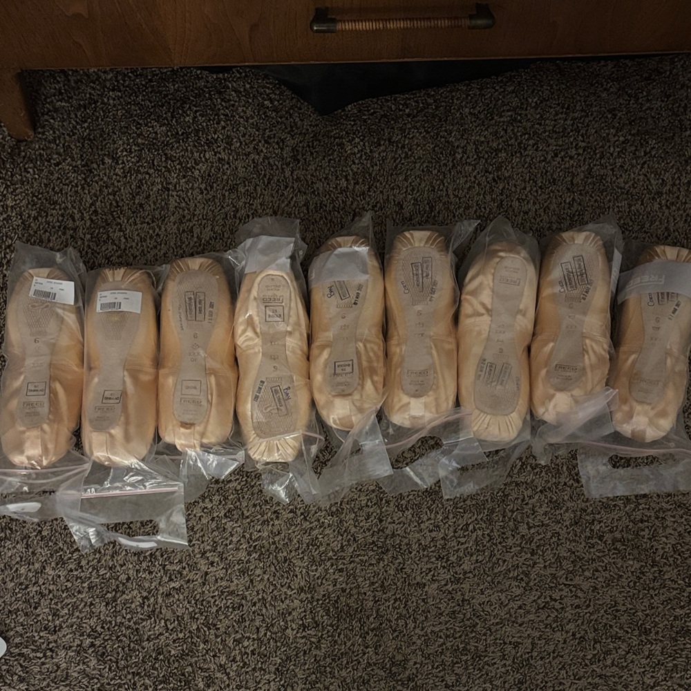 Freed of London pointe shoes (6 XXX)